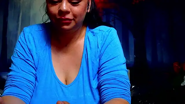 Chat XXX en directo de ElizabethEven