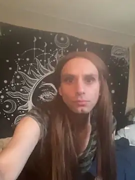 AlexAndriaStrips: διαδικτυακό σόου στην κάμερα