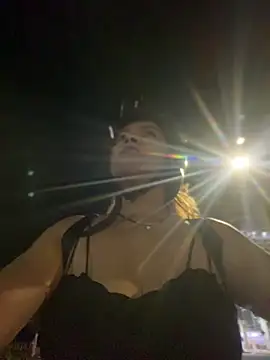 Jlo_69's Live XXX Chat