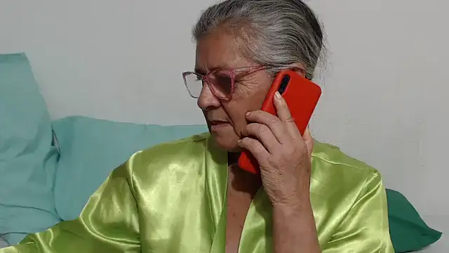 Živý XXX chat candy_mature_