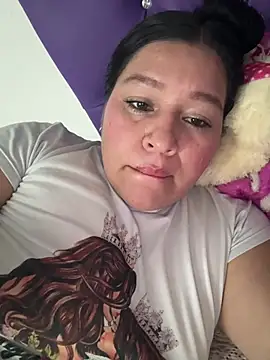 Lovelipsbig: онлайн-секс-чат