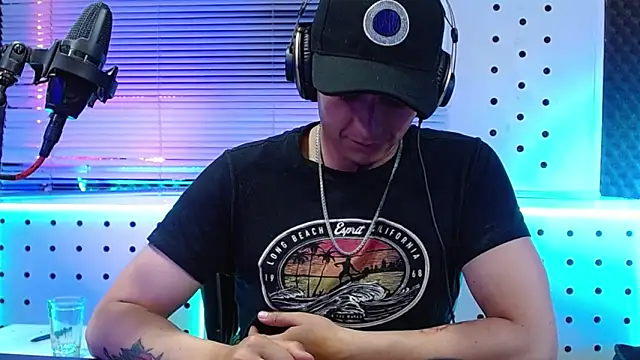 Godofcumxxx Adlı Modelin Canlı XXX Sohbeti