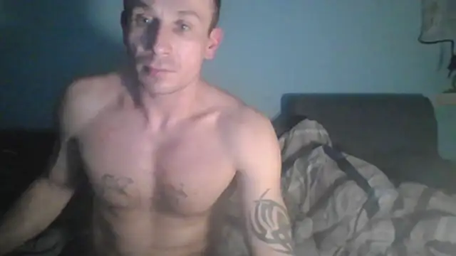 chceciedalsiebie Adlı Modelin Canlı XXX Sohbeti