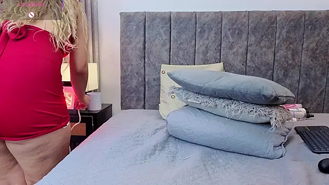 Czat XXX na żywo – Ema_Stone65