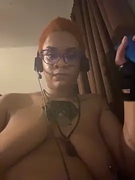 Chat XXX Live nickytheehawtie