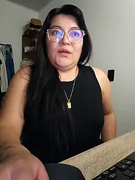 Chat +18 de Sakura_0505 ao vivo