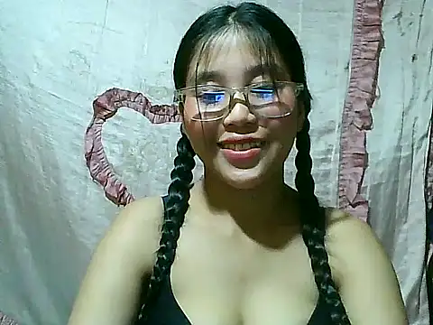Show webcam de SexyAsianPussy4u