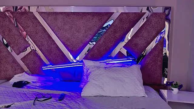 Chat XXX ao vivo de AmmyJones_