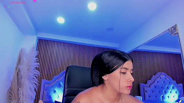 SelenaStonne's Live XXX Chat