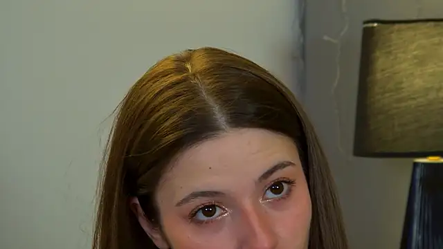 Онлайн чат XXX AmeliaFlares