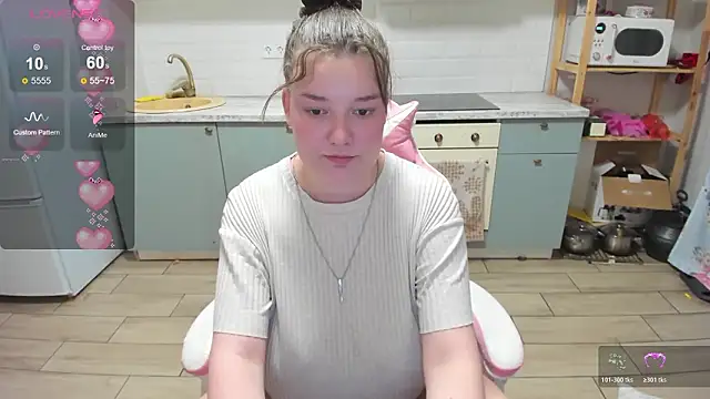 Онлайн чат XXX LinaElasm