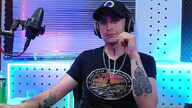 Онлайн чат XXX Godofcumxxx