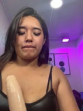 Chat +18 de Katya_rivers ao vivo