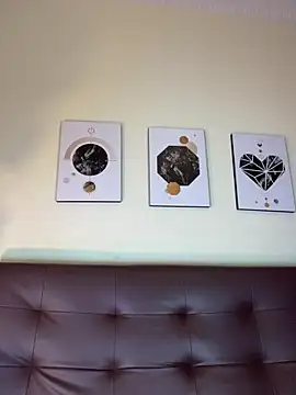 NovaFoxx's Webcam Show