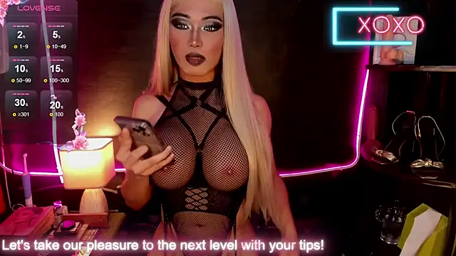 LovelyX0X0 Pertunjukan Webcam