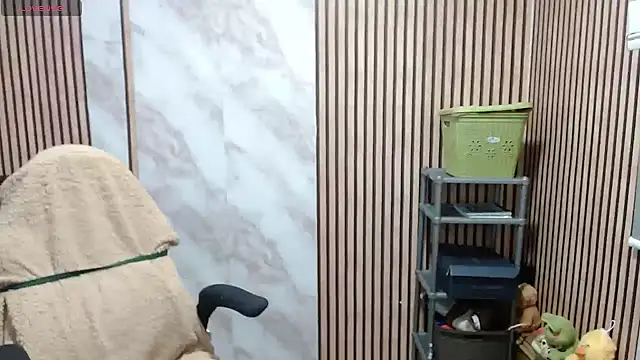 Sonialorens_'s Live XXX Chat