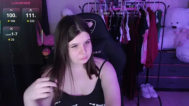 Chat XXX en directo de AmyVibess