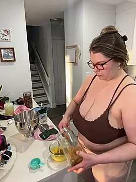 Pokazy przed kamerką – violetaurora95