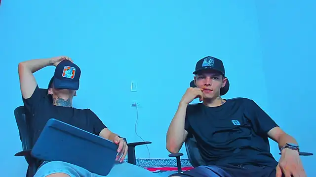 Thomas-Wil webcam show