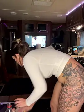 chellerayy's Webcam Show