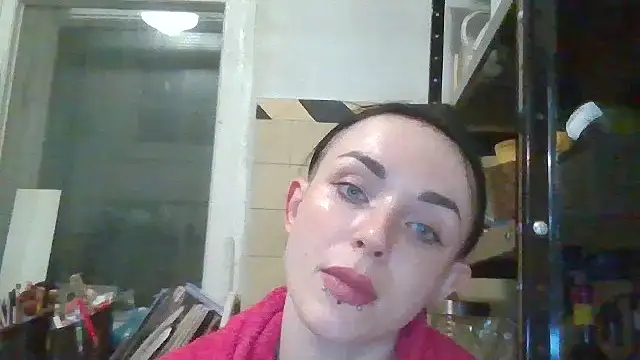 Trinsy_Love: απευθείας συνομιλία ΧΧΧ