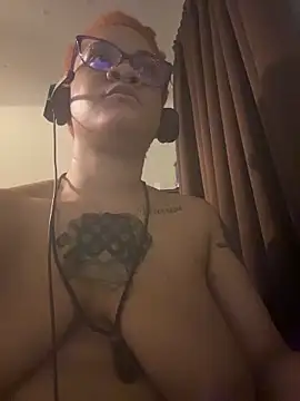 nickytheehawtie ওয়েবক্যাম শো