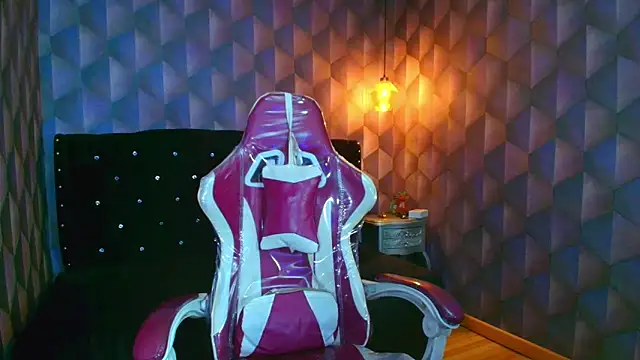 Chat +18 de LiaHarryis ao vivo