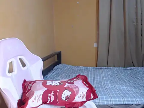 ur_Katrina69 网络视讯表演