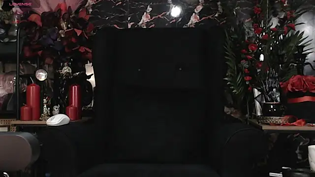 DominatrixEve Chat XXX in diretta