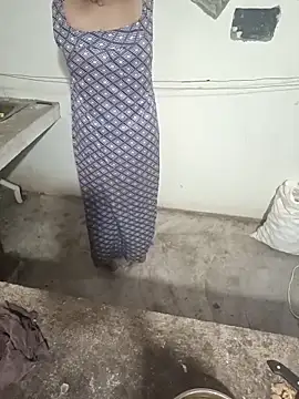 Savita_bhabhi_enjoy 网络视讯表演