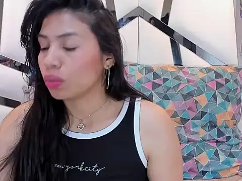 MelanyAndRizooos: διαδικτυακό σόου στην κάμερα