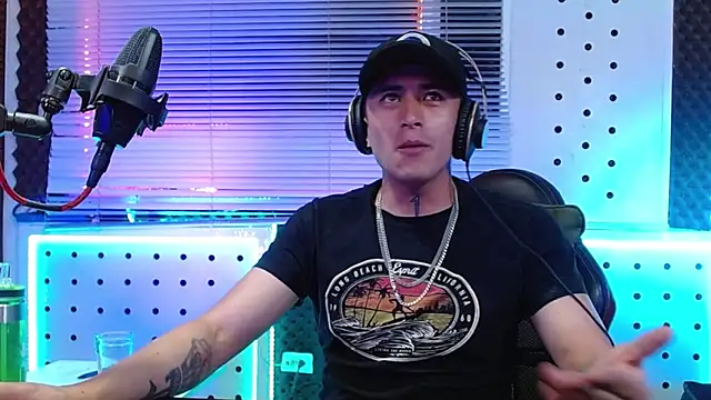 Chat +18 de Godofcumxxx ao vivo