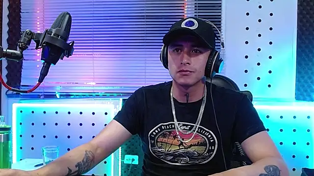 Chat XXX en directo de Godofcumxxx