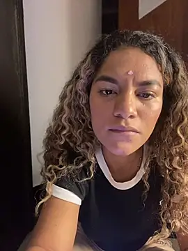 Chat +18 de AngelPinkk_ ao vivo