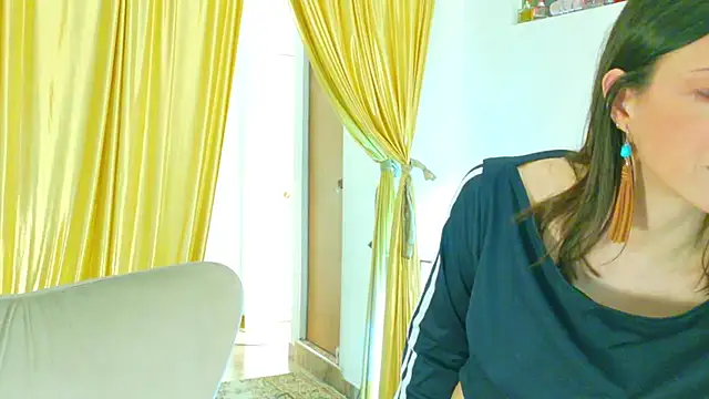 Онлайн чат XXX magali_19