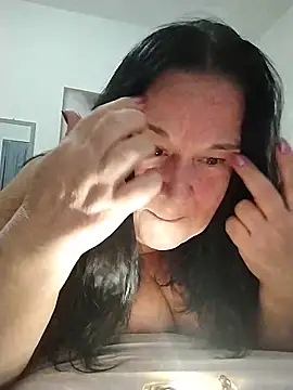 Yaya_Mineira 라이브 XXX 채팅