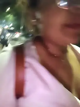 Živý XXX chat Adina_Skaly