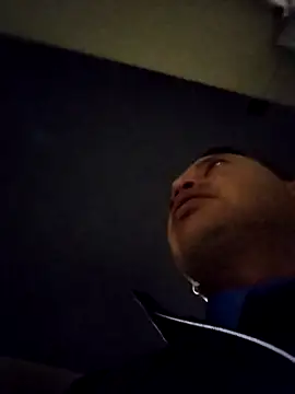 Hachi28's Live XXX Chat