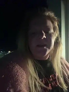 milfshaker66's Live XXX Chat