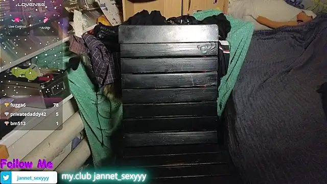 JannetPie's Live XXX Chat