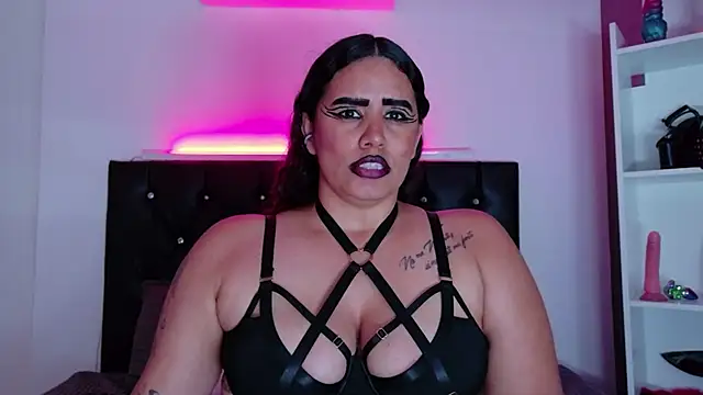 MariaGaitan's Live XXX Chat