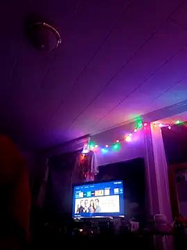 ChuckyyDee webkamerás műsora