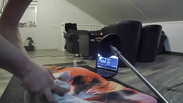 YourLoveBoyKevin 在線直播表演