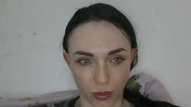 Trinsy_Love Chat XXX in diretta