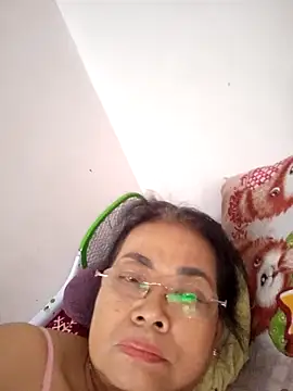 Chat +18 de Hotestlove ao vivo