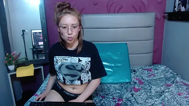 casandraroberthrs707 – Live XXX-chat