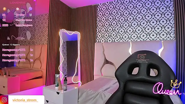 Živý XXX chat NOOAH_TAY