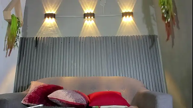 Emmyy_Fantasy – Kamerová šou