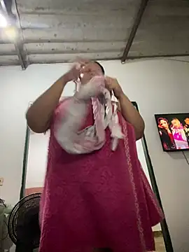 Bigostosa – Naživo XXX chat