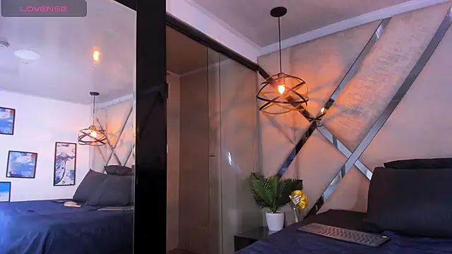 mxli_divine_'s Live XXX Chat